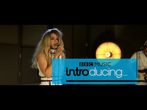 Elle Exxe BBC Radio